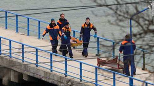 Rơi bay Nga ở Biển Đen: Chuyển thi thể các nạn nhân về Matxcơva