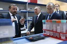 Tổng thống Putin đi thăm nhà máy nghiên cứu thuốc chống lão hóa