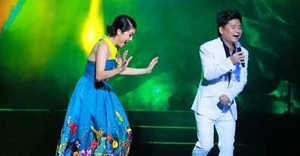 Thu Phương hoảng hốt vì rơi micro khi đang song ca cùng Tấn Minh