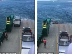 Hành khách bất lực nhìn tài sản lớn nhất của mình chìm xuống biển khi đi phà