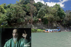 Huyền tích về rùa thần khổng lồ dưới dòng Hương Giang