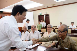 Bí thư Thăng: 'Ngồi ở cửa ngõ sẽ thấy lượng xe máy khủng khiếp vào trung tâm'