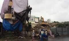 Sập trụ sở cũ báo Đà Nẵng, 2 người chết, 2 người bị thương