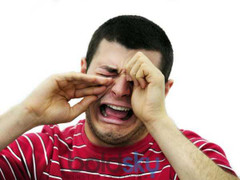 Vì sao mọi người đàn ông cần phải học cách khóc?