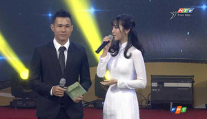 Thánh nữ Bolero, hoa hậu Lan Khuê và những tình huống xấu hổ của Gala trao giải Quả bóng vàng Việt Nam 2016