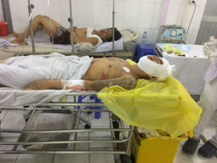 Đâm người truy đuổi, nam thanh niên xăm trổ bị cả phường đánh hội đồng