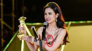 Đông Nhi bị hiểu nhầm gặp sự cố 'lộ hàng' vì quá sexy