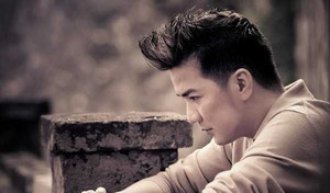 Đàm Vĩnh Hưng và tuổi thơ chìm trong nghèo khó, bị ăn hiếp