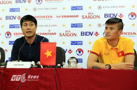 HLV Hữu Thắng và Công Vinh đều bỏ phiếu cho Ronaldo