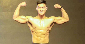 Hành trình từ chàng trai ‘cò hương’ đến hot boy cơ bụng 6 múi