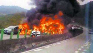 Mất phanh, xe tải gây tai nạn liên hoàn thảm khốc trên cao tốc Trung Quốc