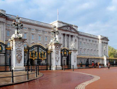 10 tòa nhà đắt đỏ nhất thế giới và chủ nhân của chúng