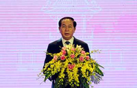 Chủ tịch nước dự chương trình nghệ thuật 'Lời của non sông' của VOV