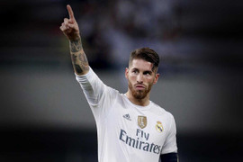 Video: Sergio Ramos 'phun mưa' trả đũa tiền đạo Celta Vigo