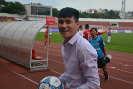 Công Vinh và nụ cười chinh phục khán giả TP.HCM