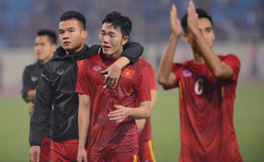 AFF Cup thất bại: 2 tháng tồi tệ của bóng đá Việt Nam
