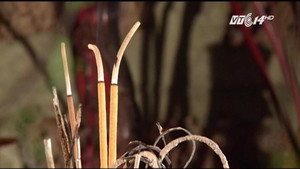 Có nên thắp hương liên tục trong 3 ngày Tết?