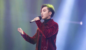 Sơn Tùng nhận được ‘triệu tình yêu’ khi kêu gọi khán giả ủng hộ phim Việt