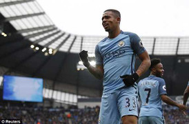 Trực tiếp Man City vs Swansea