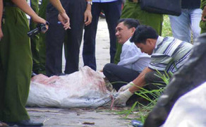 Xác phụ nữ khỏa thân trong bao tải: Tin mới nhất từ công an