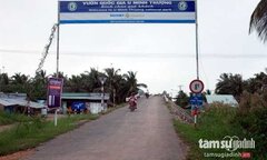 Những câu chuyện rất lạ ở vùng đất U Minh Thượng: Hứng chí bắt tay nhau… đổi vợ