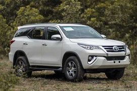 Toyota Fortuner phá kỷ lục doanh số tại Việt Nam