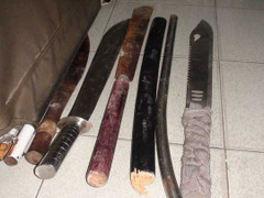 Video: 20 côn đồ tham gia trận 'thư hùng' trong đêm