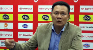 'HAGL học kiểu phòng ngự của Chelsea'