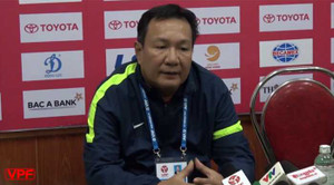 HLV Hoàng Văn Phúc: QNK Quảng Nam không đá bậy
