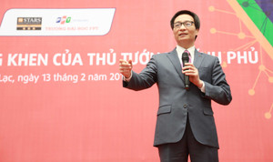 Phó Thủ tướng Vũ Đức Đam xem biểu diễn Vovinam, giao lưu với sinh viên FPT