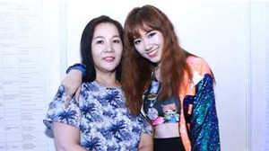 Hari Won nhõng nhẽo khi mẹ ruột đuổi 'về nhà với chồng đi'