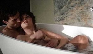 Sao '50 sắc thái': 'Tôi tự đóng mọi cảnh nóng'