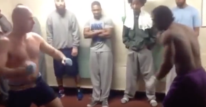 Tù nhân đánh boxing tàn bạo trong nhà tù khủng khiếp bậc nhất thế giới