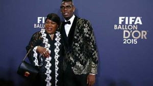 Với Pogba, chỉ mẹ là nhất