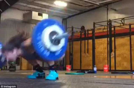 Người đẹp 18 tuổi may mắn bị 'thần chết bỏ quên'