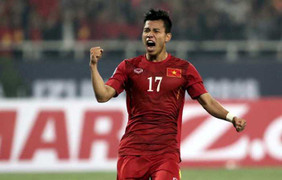 Ngôi sao nhà bầu Đức lột xác không ngờ từ cầu thủ hạng 2 thành 'người không phổi' của bóng đá Việt Nam