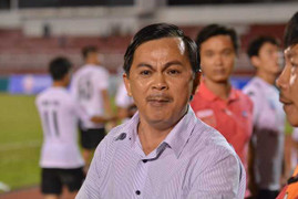 Chủ tịch CLB Long An viết đơn xin từ chức