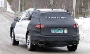 Bắt gặp Volkswagen Touareg 2019 đẹp hút hồn trên phố