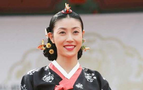 Á hậu bán dâm Hàn Quốc bị ném đá vì quay lại showbiz