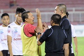 Bộ trưởng Nguyễn Ngọc Thiện: Trọng tài phải tạo niềm tin cho cầu thủ