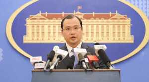 Việt Nam phản ứng việc Trung Quốc xây dựng kho chứa tên lửa ở Biển Đông