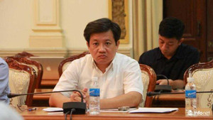 Ông Đoàn Ngọc Hải trầm tư trong phiên họp của TP.HCM