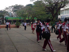 Nam sinh bị bạn đâm trọng thương trong giờ ra chơi