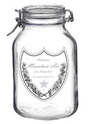 Thu không khí sạch trên núi, rao bán 3,7 triệu đồng/lít