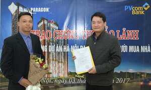 Hanoi Paragon trao chứng thư bảo lãnh đến từng khách hàng