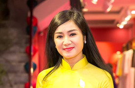 Thu Hà 'Lá ngọc cành vàng' trẻ trung ngỡ ngàng dù sắp bước sang tuổi 50