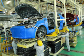 Chất lượng thấp, giá đắt hơn: Ô tô lắp ráp làm sao để hút khách?