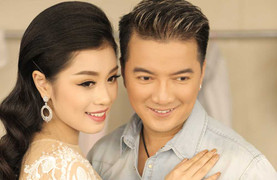 Đàm Vĩnh Hưng tình tứ bên Sao Mai Thu Hằng