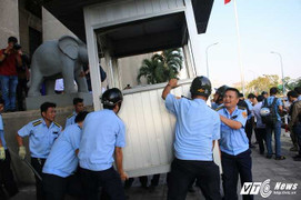 TP.HCM: Quận 1 dỡ bỏ chốt công an, nhiều đối tượng lạ tìm cách tiếp cận kho tiền Ngân hàng Nhà nước