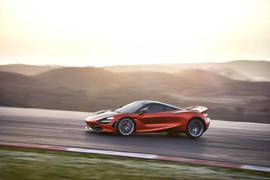Siêu xe McLaren 720S ra mắt tại triển lãm Geneva 2017